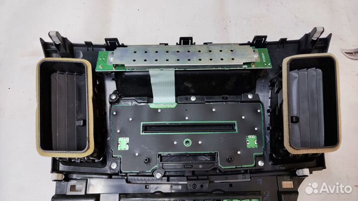 Центральная панель Mitsubishi Lancer 10 2007-2015г