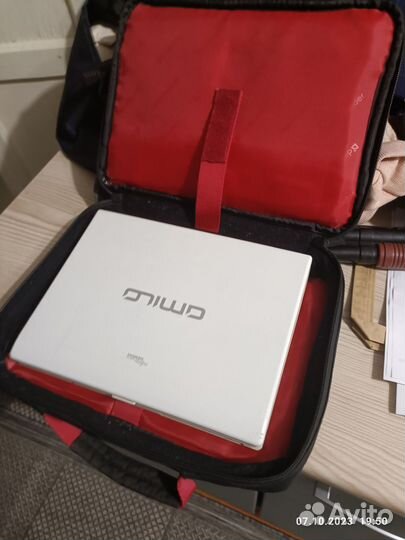 Fujitsu Siemens amilo Mini Ui 3520