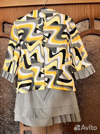 Костюм женский летний с юбкой. Р-р 50