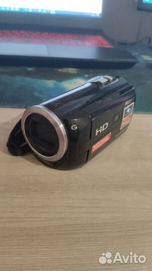 Видеокамера Sony HDR-PJ320E