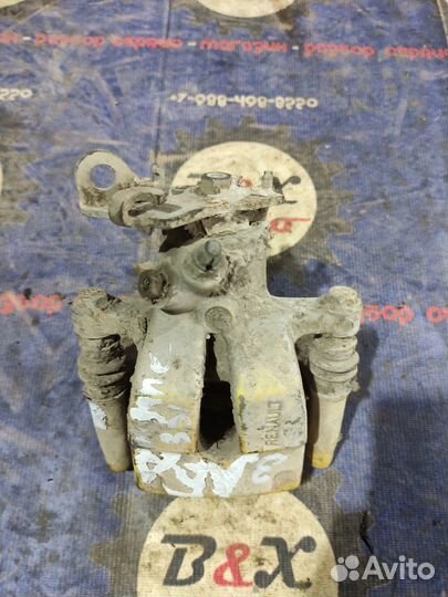 Суппорт задний левый Renault Megane 2