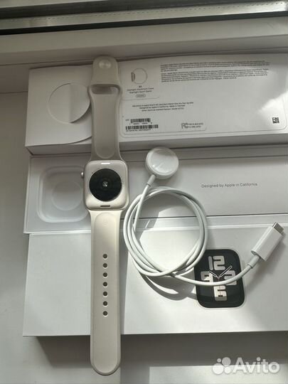 Часы apple watch se 2 44 mm, акб 100, новые