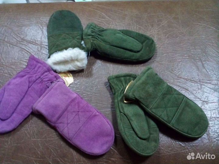 Варежки с мехом Натуральные.3 пары новые