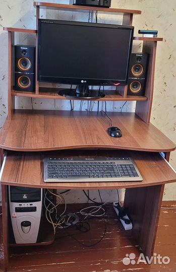 Компьютерный стол бу