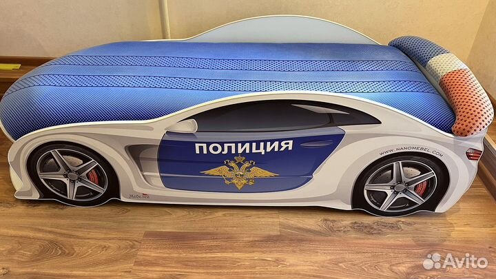 Детская кровать автомобиль