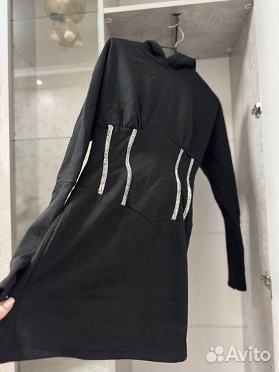 Спортивное платье женское