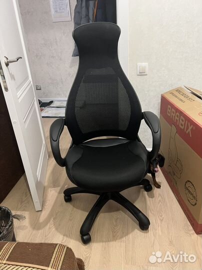 Компьютерное кресло новое