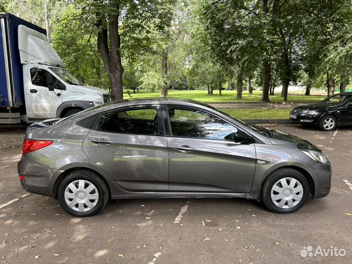 Hyundai Solaris 1.4 AT, 2013, 192 000 км