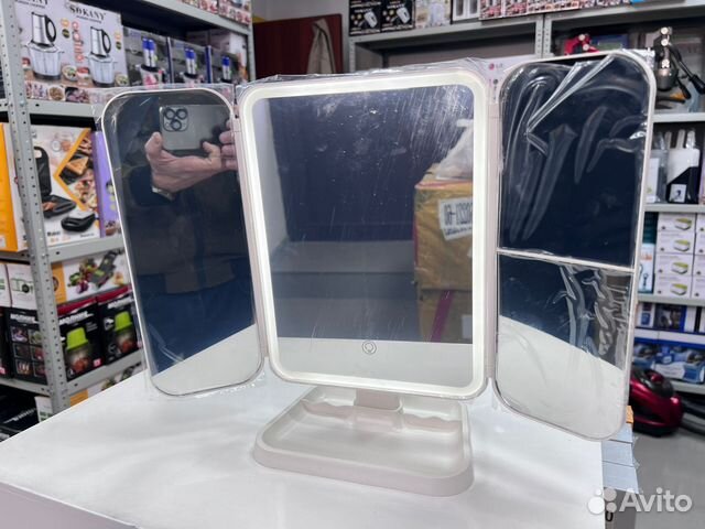 Гримерное зеркало с подсветкой