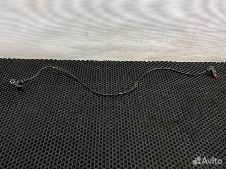 Датчик abs передний левый Mercedes-Benz E-Class