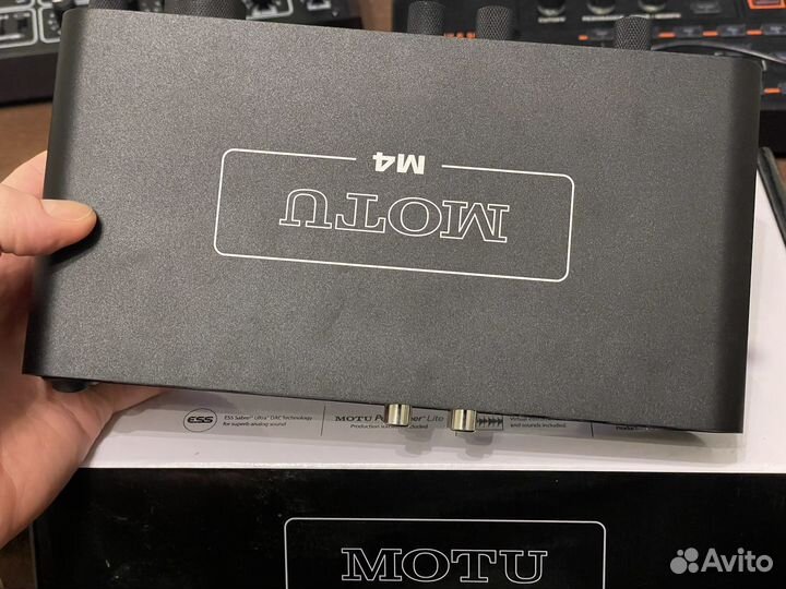 Звуковая карта Motu M4