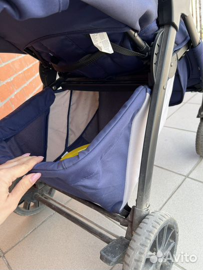 Прогулочная коляска chicco