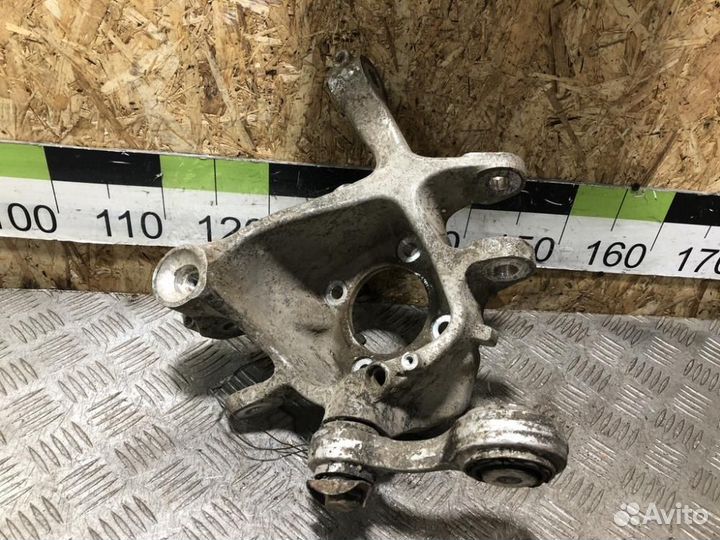 Кулак задний правый Bmw 7 f03 2008-2015