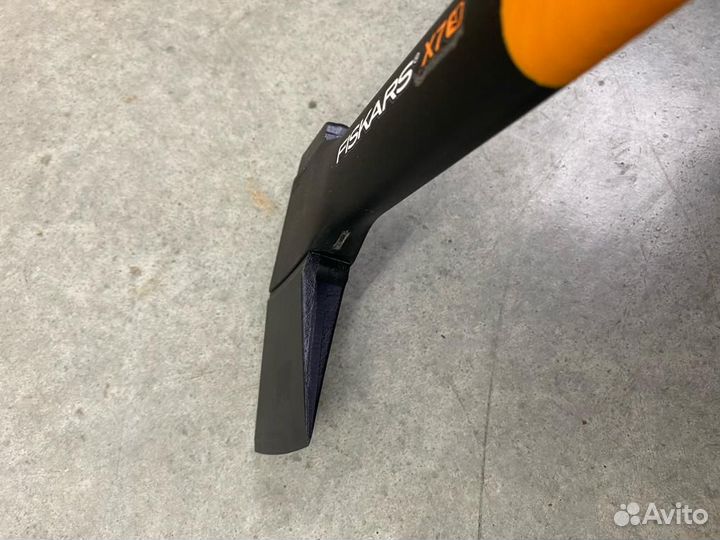 Топор универсальный fiskars X7