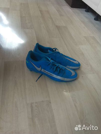 Футбольные бутсы nike phantom 40 размер