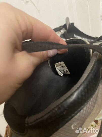 Коньки беговые