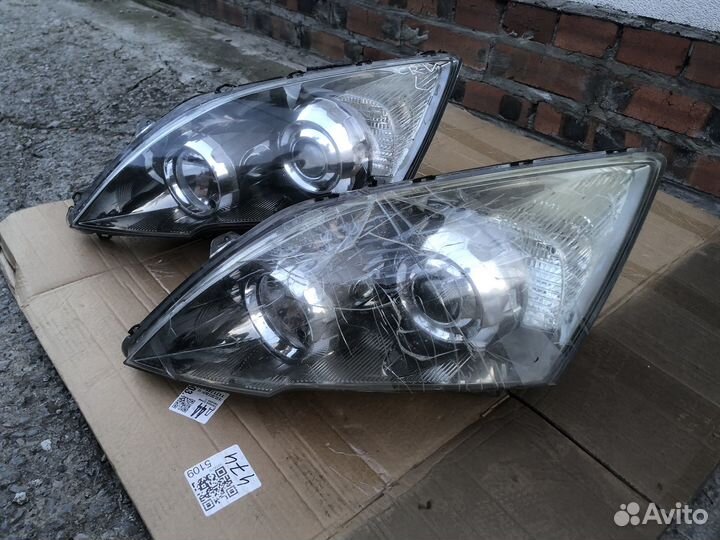 Фары Honda CR-V 3