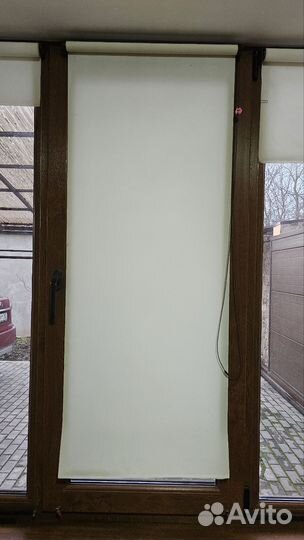 Рулонные шторы б/у