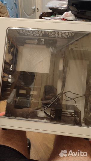 Игровой корпус для пк белый