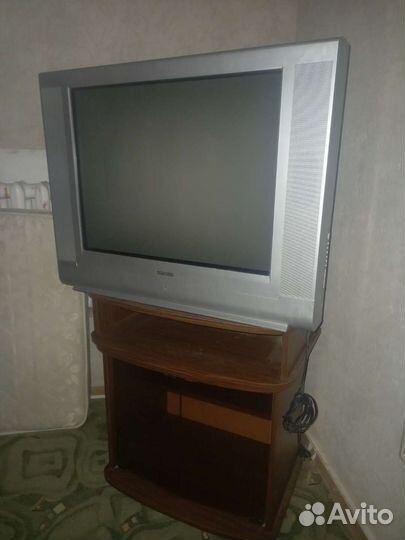 Телевизор hitachi