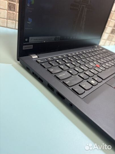 Lenovo X390 core i7 ips