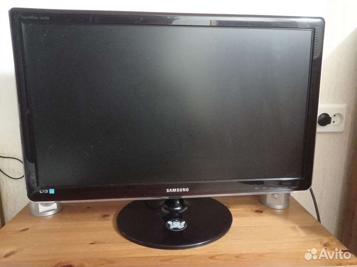 Большой игровой монитор Samsung 27 дюймов