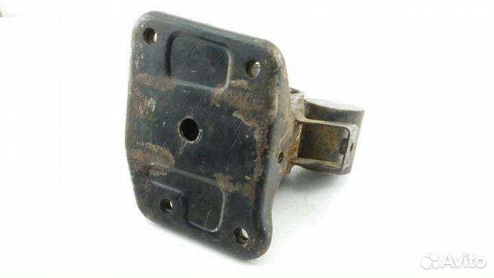 Подушка двигателя правая Mitsubishi Sigma F16A