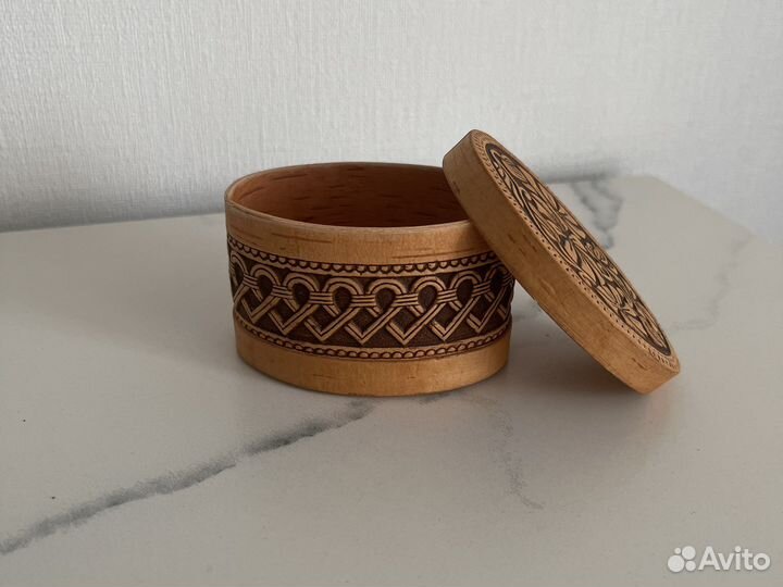 Новая шкатулка из бересты с крышкой