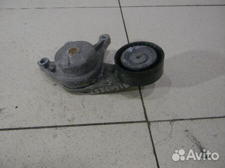 Натяжитель ремня генератора