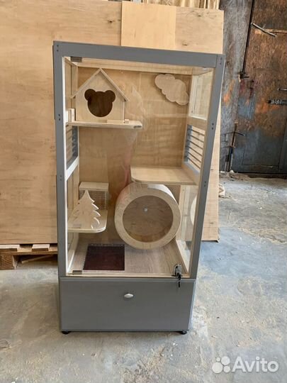 Витрины для шиншиллы, клетки, аксессуары в наличии