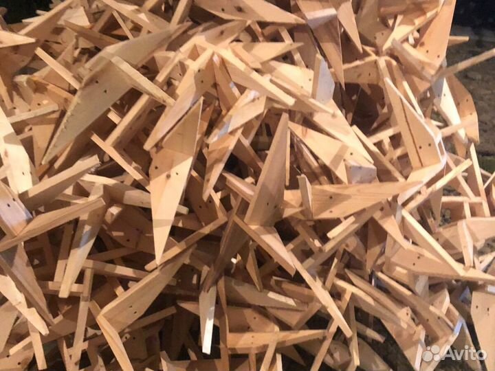 Подставки под елку