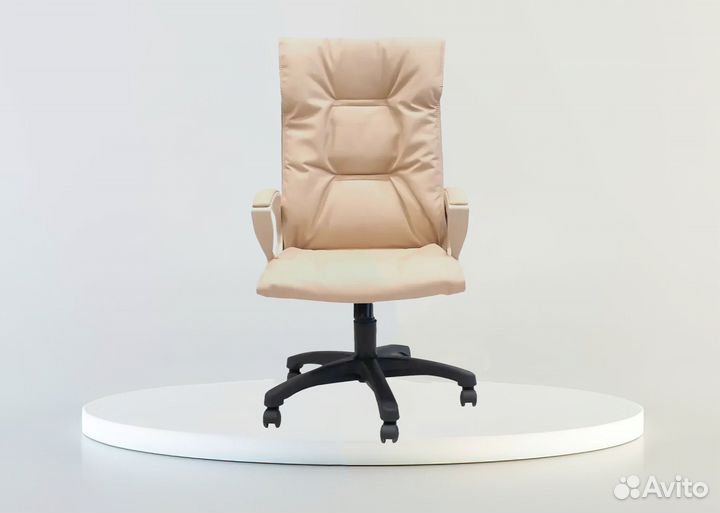 Кресло офисное Фортуна 5/15 бежевое