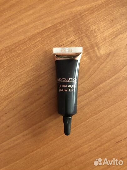 Revolution Makeup / Жидкий пигмент для бровей