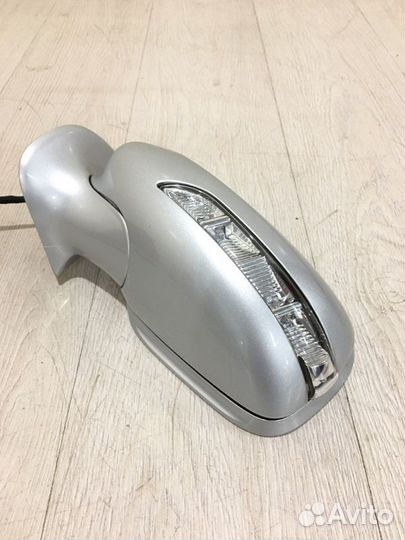 Зеркало заднего вида боковое левое Mercedes Benz