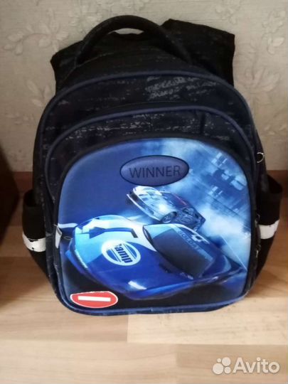 Школьный рюкзак