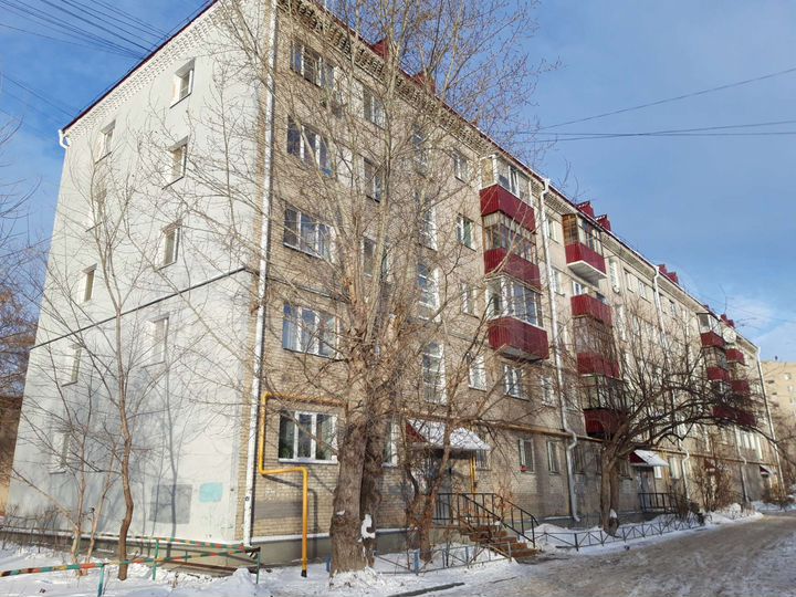 2-к. квартира, 42 м², 4/5 эт.