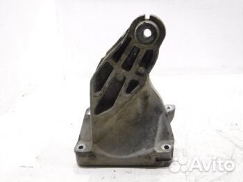 Кронштейн двигателя A6512231304