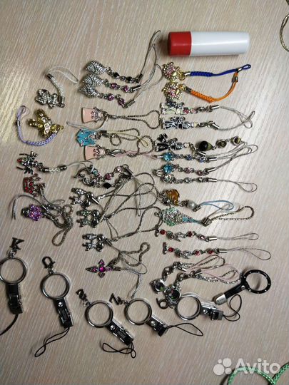 Для рукоделия брелоки, подвески