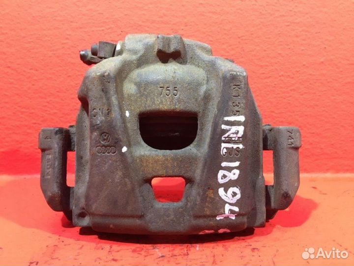 Суппорт передний правый Audi A5 8T cabd 1.8 tfsi