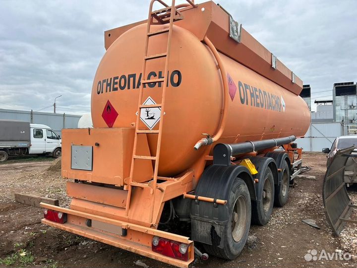 Полуприцеп бензовоз Сеспель 964846, 2013