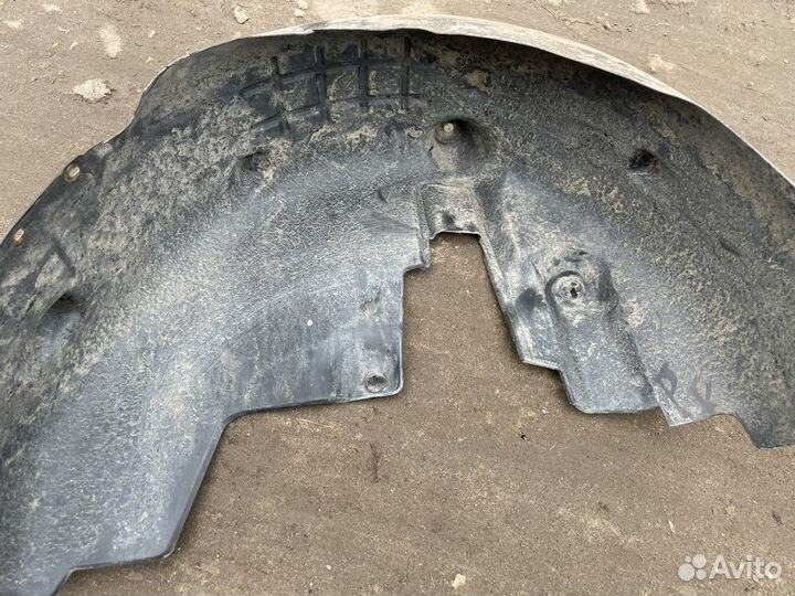 Подкрылок локер задний Citroen C-Elysee