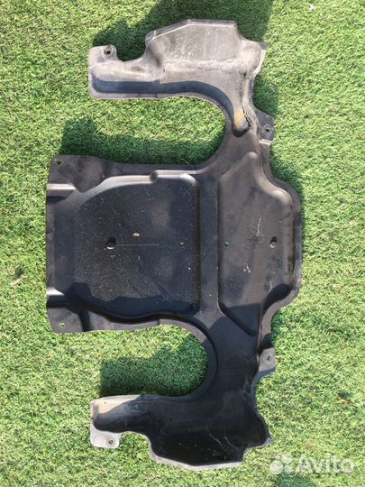 Защита двигателя на Мерседес E-class 211