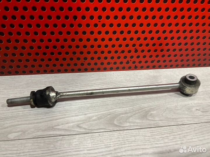 Стойка стабилизатора передняя правая Mercedes-Benz