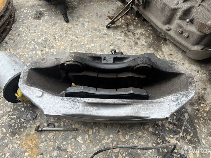 Суппорта range rover sport L320 всборе 2011