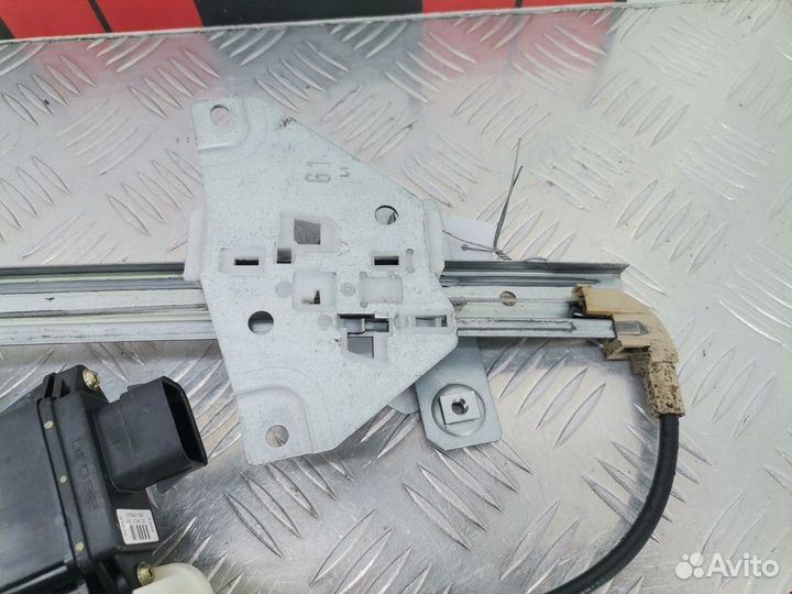 Стеклоподъемник передний левый Mitsubishi