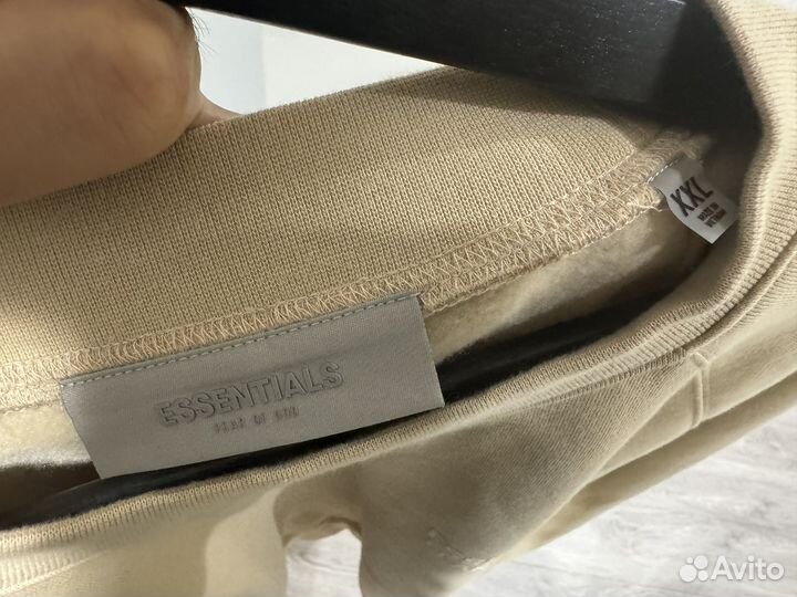 Свитшот essentials fear of god