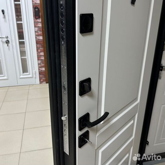 Дверь металлическая входная Олива