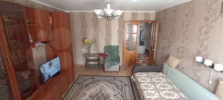 2-к. квартира, 52 м², 9/9 эт.