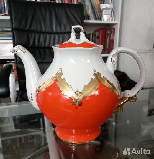 Большой доливной чайник Бутон Барановка