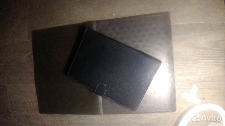 Чехол клавиатура для планшетов